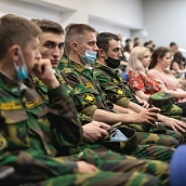 В техническом университете обсудили мужество и служение стране