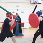 В СГТУ состоялся 5-й Кубок ректора по историческому фехтованию