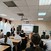 Саратовские гимназисты стали участниками просветительского проекта СГТУ «Час с ученым»