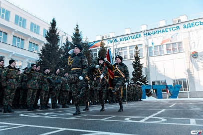День защитника Отечества отметили в СГТУ праздничным построением