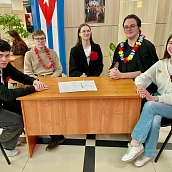 Студенты-переводчики завоевали приз зрительских симпатий на квизе «Куба - Гагарин - Че Гевара»