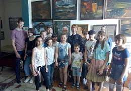 Ученики Детской школы искусств ИнПИТ побывали в гостях у заслуженного художника