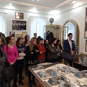 Студенты первокурсники - в Народном музее Ю.А. Гагарина.