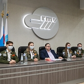 Бойцы студотрядов Политеха рассказали Губернатору области о своей работе