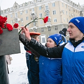 Политеховцы возложили цветы к памятнику «первопроходцу космоса»