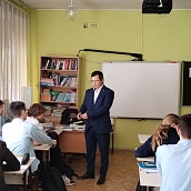 Заведующий кафедрой МБИ провел встречу со школьниками в рамках проекта «Час с учеными»