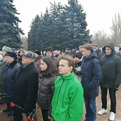 Политеховцы возложили цветы к Могиле Неизвестного Солдата на Воскресенском кладбище