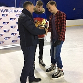 Студенты ЭТИ отметили Татьянин день на катке