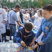 Ночь музеев: кафедра химии представила интерактивную площадку в музее Чернышевского