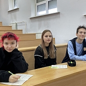 На кафедре «Переводоведение и межкультурная коммуникация» в рамках Дня открытых дверей СЭИ СГТУ им. Гагарина Ю.А. прошла региональная лингвистическая олимпиада «Формула языка»