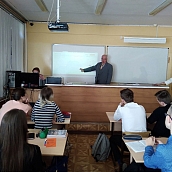 Преподаватели ЭТПК рассказали школьникам о студенческой жизни