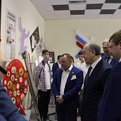 Валерий Радаев познакомился с проектами учащихся Петровского филиала СГТУ
