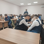 Саратовские школьники посетили Институт энергетики 