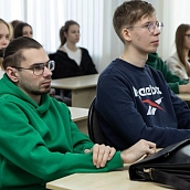 «Наука – дело семейное»: студенты СГТУ встретились с представителем научной династии