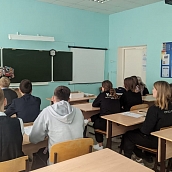 Творческая встреча по апсайклингу со школьниками Вольска 