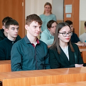 ФТИ посетили школьники Екатериновского района