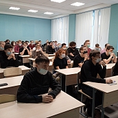 Студенты первого курса ИнЭН прослушали лекцию на тему «Основы антикоррупционной политики государства»