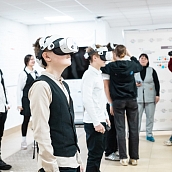 Ученики космических классов примерили профессии инженеров и программистов 