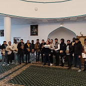 Слушатели курсов русского языка посетили Саратовскую соборную мечеть 