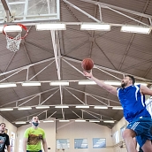 Социально-экономический институт победил в соревнованиях по стритболу