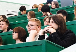 Первокурсники ИнПИТ познакомились с профессиями аналитика в ИТ