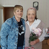 Работники СГТУ поздравили ветеранов c наступающим Днем Победы