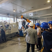 Студенты ИММТ побывали на экскурсии на заводе компании «Нефтегазоборудование»