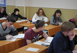 Подведены итоги олимпиады по химии среди первокурсников