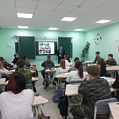 Доцент ИММТ провел профориентационные встречи с балашовскими школьниками