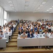 Первокурсники с1-СЗС-11 на торжественной линейке СГТУ