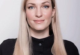 Коллектив Политеха поздравляет Светлану Аношину с Днём рождения