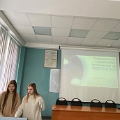 Круглый стол объединил инженеров и экономистов в области космоса