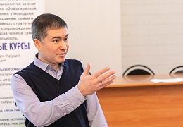 Саратовский психолог рассказал политеховцам о проблемах молодых семей
