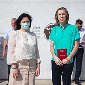 Выпускникам СГТУ вручили дипломы с отличием в Парке покорителей космоса