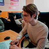 На мастер-классе от специалистов ИТ-индустрии студенты учились разрабатывать ИИ-агентов