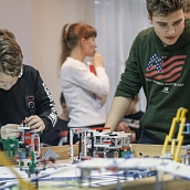 First Russia Robotics Championship: команды защитили проекты и участвовали в игре роботов