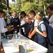 Химические опыты на праздновании Дня Октябрьского района