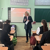 Кафедра «Переводоведение и межкультурная коммуникация» в рамках коворкинг-площадки «Школа перевода» продолжает проводить занятия с будущими абитуриентами
