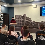 В Культурно-просветительском центре состоялась презентация выставки «Выходим в космос»