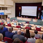 Студенты СЭИ посетили заседание Саратовской областной Думы