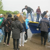 Студенты ЭКЛ – участники акции «Чистый берег»