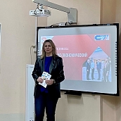На кафедре ПМК проведены новые занятия с будущими абитуриентами в рамках коворкинг-площадки «Школа перевода»
