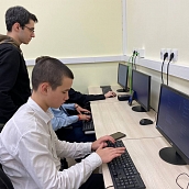 Преподаватели ИнПИТ провели занятия со школьниками «Гагаринских классов»