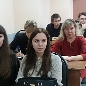 Студенты и преподаватели обсудили на круглом столе видение семьи и счастья