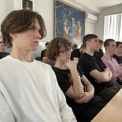Студенты ИнЭН приняли участие в открытом диалоге