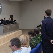 В техническом университете обсудили мужество и служение стране