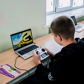 В школах Саратовской области продолжается фиджитал-турнир «ОверПовер-Политех»