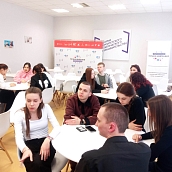 Студенты СЭИ провели экскурсию «Юрий Гагарин в Саратове и Политехе»