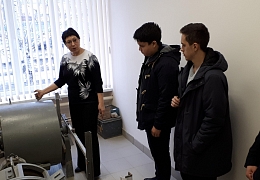 Студенты познакомились с испытательной лабораторией