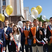 Для выпускников Лицея СГТУ прозвенел последний звонок